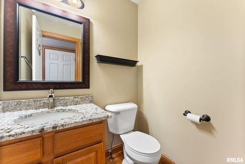 Tiny photo for 9933 123rd Street, Davenport, IA 52804 (MLS # QC4269448)