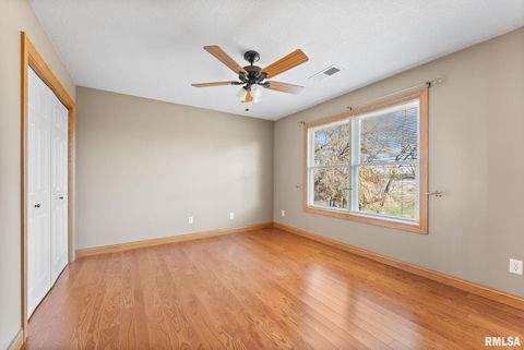 Tiny photo for 9933 123rd Street, Davenport, IA 52804 (MLS # QC4269448)