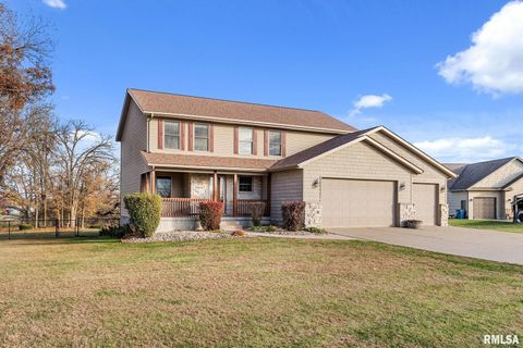 Photo of 9933 123rd Street, Davenport, IA 52804 (MLS # QC4269448)