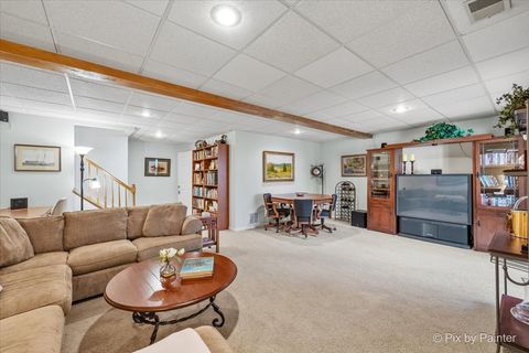 Tiny photo for 228 Charlotte Place, Cary, IL 60013 (MLS # 12710507)