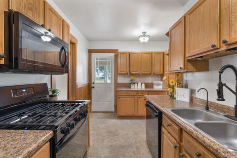 Tiny photo for 23624 145th Avenue, Eldridge, IA 52748 (MLS # 12712785)