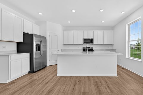 Tiny photo for 603 Murdock Place, Oswego, IL 60543 (MLS # 12626601)
