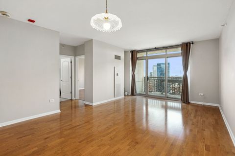 Tiny photo for 125 S Jefferson Street #2510, Chicago, IL 60661 (MLS # 12476878)