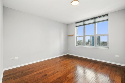 Tiny photo for 125 S Jefferson Street #2510, Chicago, IL 60661 (MLS # 12476878)
