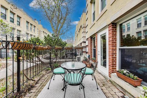 Tiny photo for 1176 S Plymouth Court #1NW, Chicago, IL 60605 (MLS # 12618935)