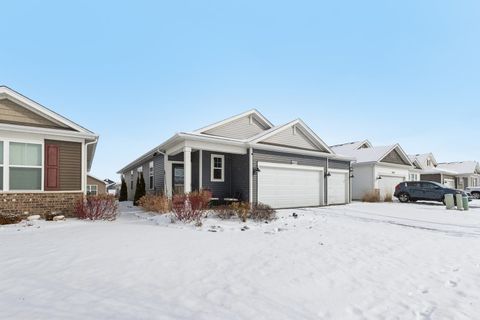 Tiny photo for 6420 Aspen Lane, Wonder Lake, IL 60097 (MLS # 12567462)