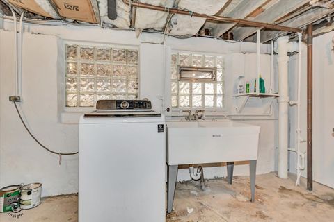 Tiny photo for 1650 W 105th Street, Chicago, IL 60643 (MLS # 12548983)