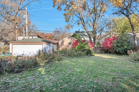 Tiny photo for 1650 W 105th Street, Chicago, IL 60643 (MLS # 12548983)