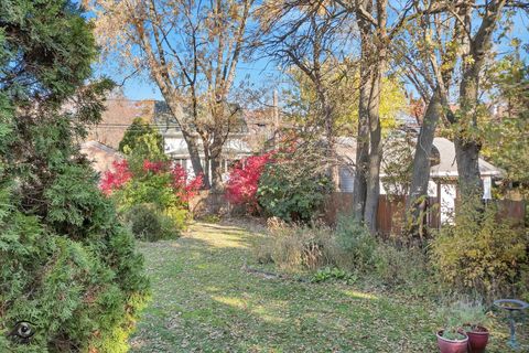 Tiny photo for 1650 W 105th Street, Chicago, IL 60643 (MLS # 12548983)