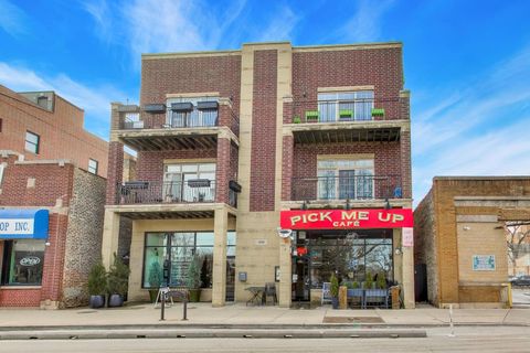 4880 N Clark Street 2A Chicago IL 60640