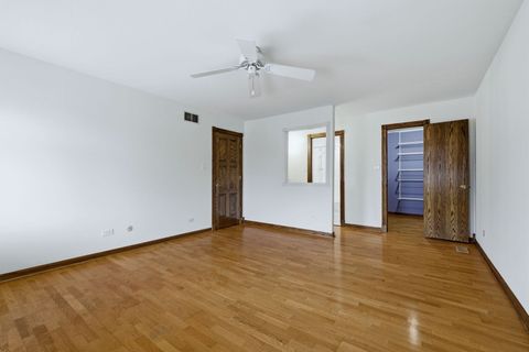 Tiny photo for 20W481 Westminster Drive, Downers Grove, IL 60516 (MLS # 12571390)