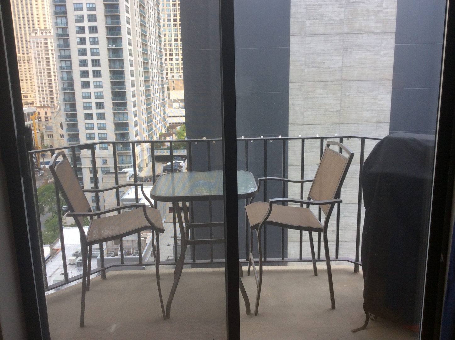 70 W Huron Street 1404