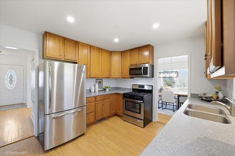 Tiny photo for 1519 Foothill Drive, Wheaton, IL 60189 (MLS # 12614535)