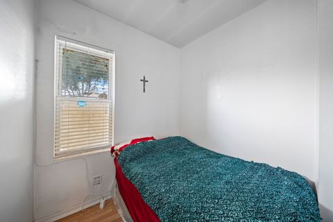 Tiny photo for 3301 S HAMILTON Avenue, Chicago, IL 60608 (MLS # 12406309)