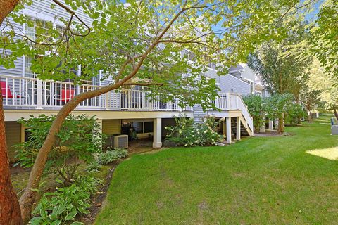 Tiny photo for 1053 Hummingbird Way, Bartlett, IL 60103 (MLS # 12470781)