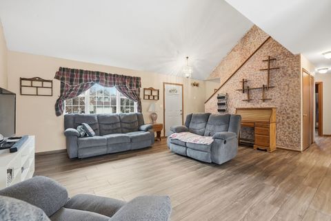 Tiny photo for 816 Ann Street, Joliet, IL 60435 (MLS # 12582342)