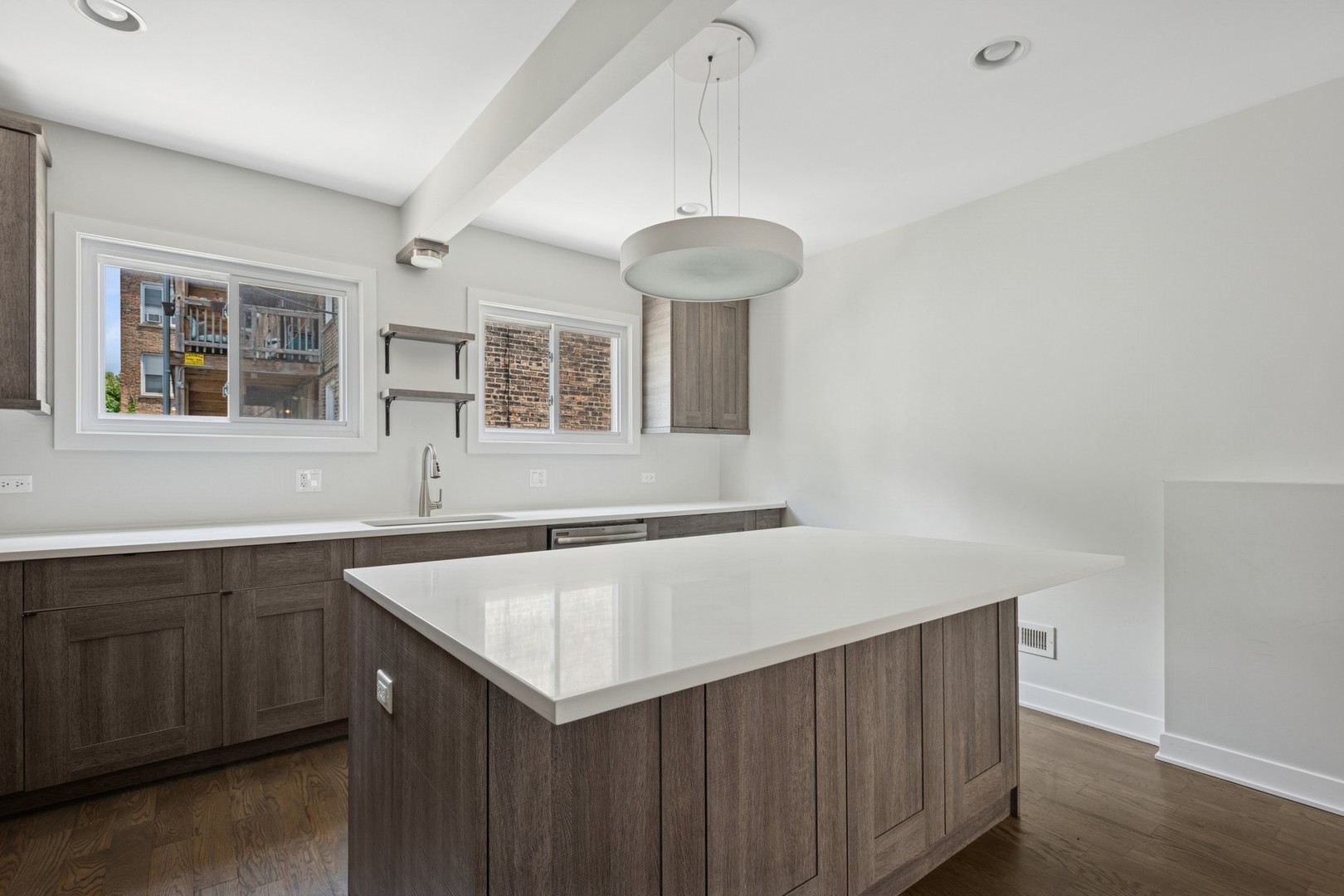 2503 N Talman Avenue