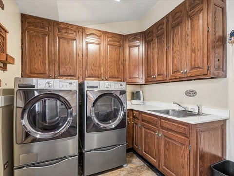 Tiny photo for 204 WESTPORT Drive, Joliet, IL 60431 (MLS # 12654173)