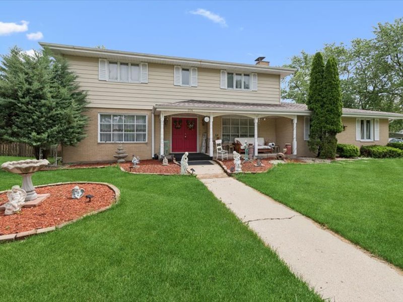 204 WESTPORT Drive