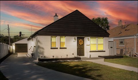 348 FREDERICK Avenue Bellwood IL 60104