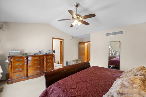 Tiny photo for 6002 Oakbrook Road, Davenport, IA 52806 (MLS # 12554860)