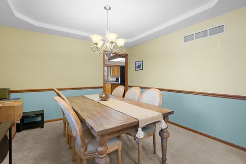 Tiny photo for 6002 Oakbrook Road, Davenport, IA 52806 (MLS # 12554860)