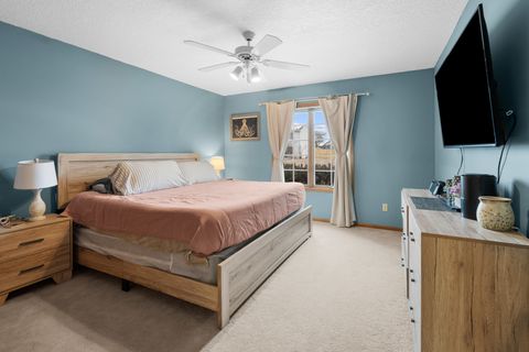 Tiny photo for 6002 Oakbrook Road, Davenport, IA 52806 (MLS # 12554860)