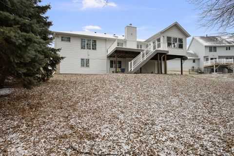 Tiny photo for 6002 Oakbrook Road, Davenport, IA 52806 (MLS # 12554860)
