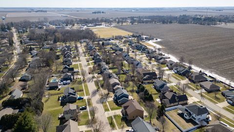 Tiny photo for 611 Prairie View Lane, Hinckley, IL 60520 (MLS # 12609886)