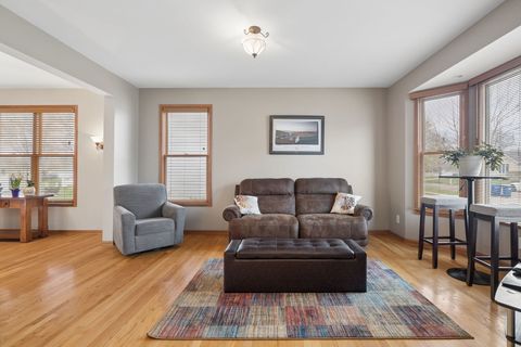 Tiny photo for 611 Prairie View Lane, Hinckley, IL 60520 (MLS # 12609886)