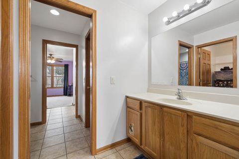 Tiny photo for 611 Prairie View Lane, Hinckley, IL 60520 (MLS # 12609886)