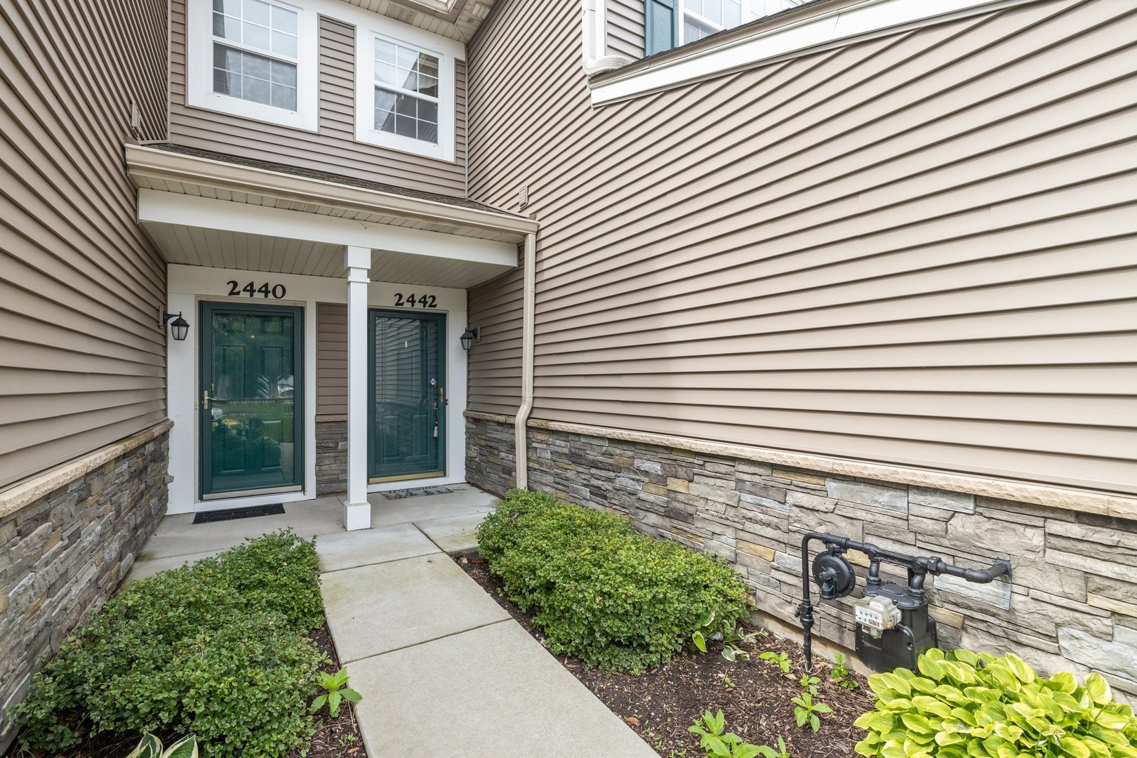 2442 Oneida Lane