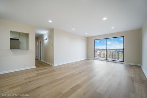 Tiny photo for 900 W Sunset Drive #505, Glenwood, IL 60425 (MLS # 12608096)