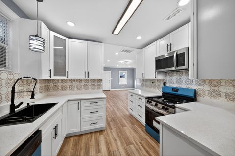 Tiny photo for 7535 S ST. LAWRENCE Avenue, Chicago, IL 60619 (MLS # 12621077)