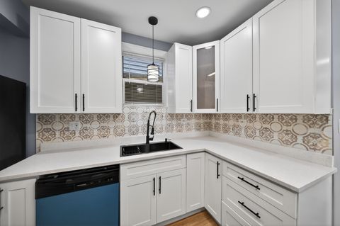Tiny photo for 7535 S ST. LAWRENCE Avenue, Chicago, IL 60619 (MLS # 12621077)