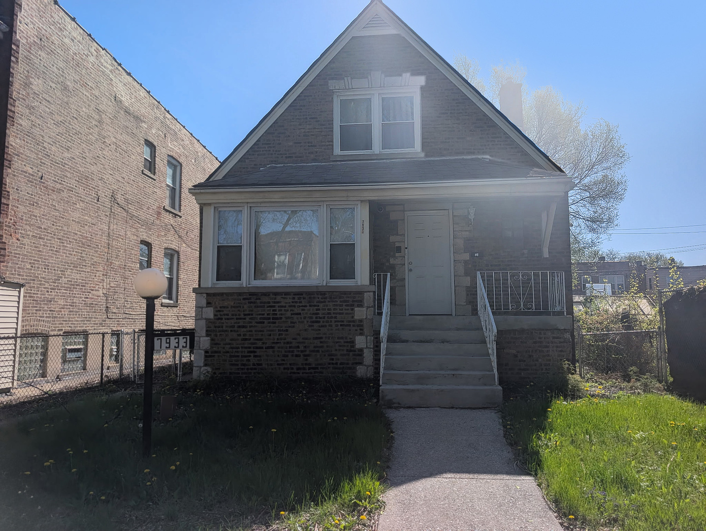 7933 S HARVARD Avenue