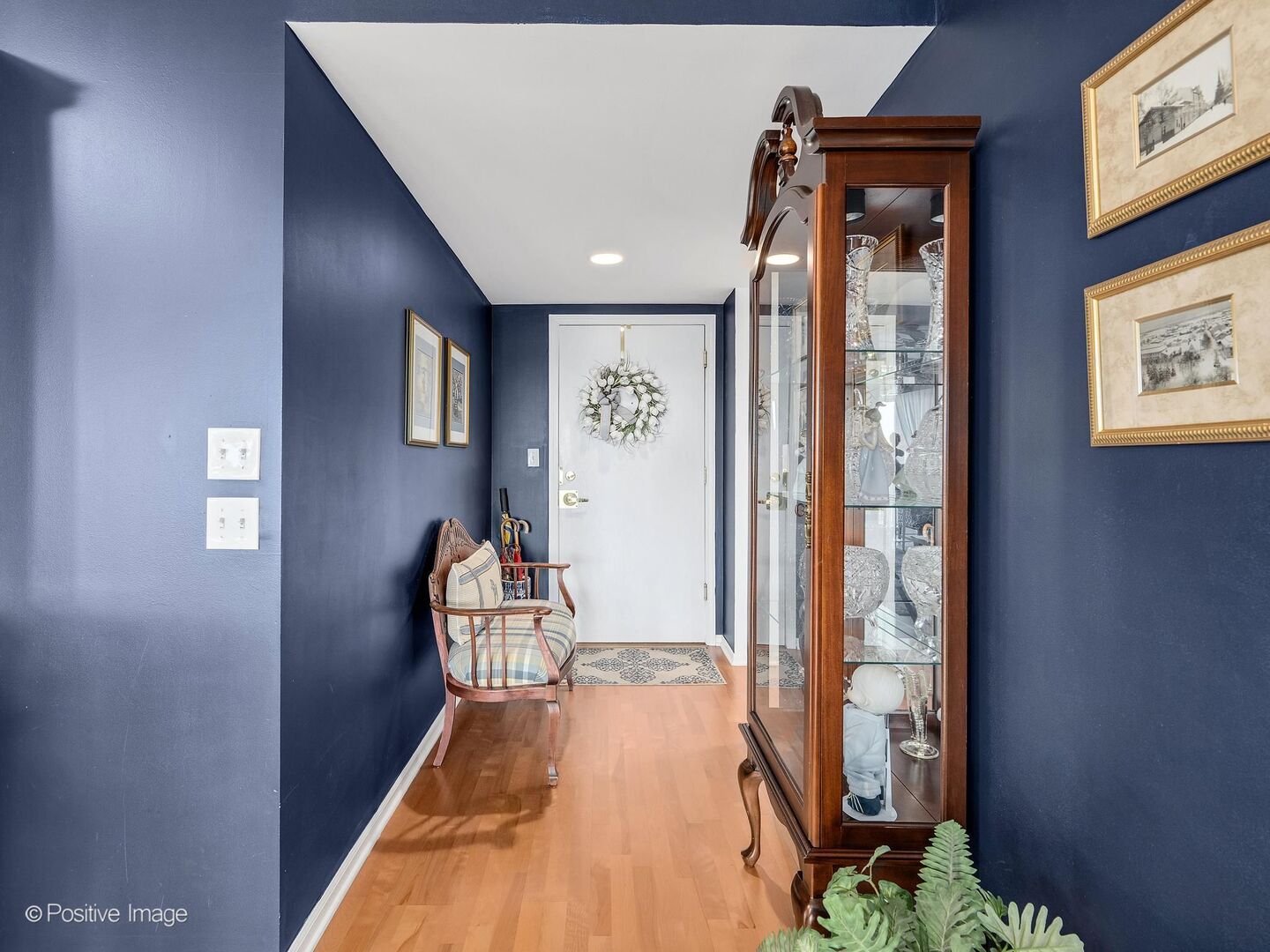 1 N Beacon Place 511