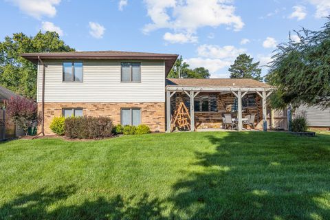 Tiny photo for 1410 Lawrence Avenue, Lockport, IL 60441 (MLS # 12464665)