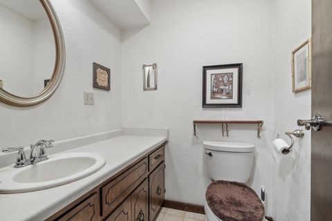 Tiny photo for 1410 Lawrence Avenue, Lockport, IL 60441 (MLS # 12464665)