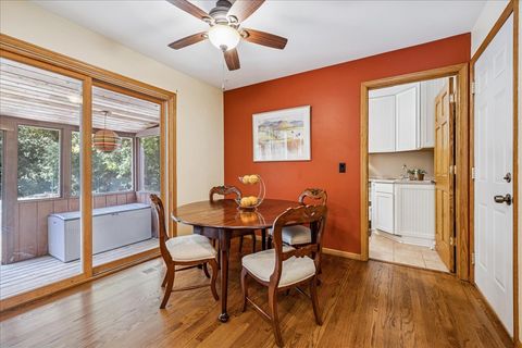 Tiny photo for 25146 N West Tower Drive, Tower Lakes, IL 60010 (MLS # 12558384)