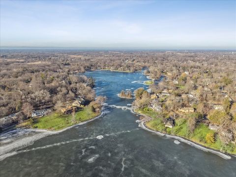 Tiny photo for 25146 N West Tower Drive, Tower Lakes, IL 60010 (MLS # 12558384)