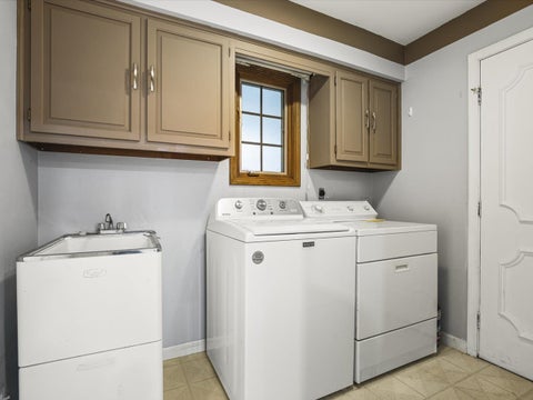 Tiny photo for 1718 Jacoby Place, Rockford, IL 61107 (MLS # 12732669)