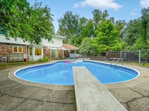 Tiny photo for 1718 Jacoby Place, Rockford, IL 61107 (MLS # 12732669)