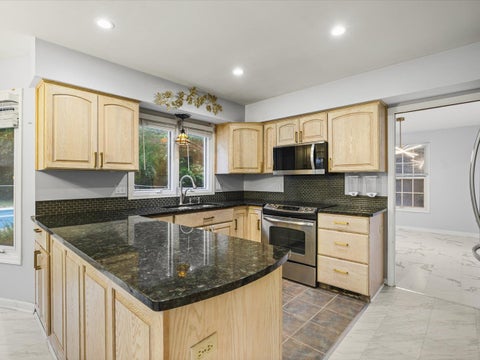 Tiny photo for 1718 Jacoby Place, Rockford, IL 61107 (MLS # 12732669)