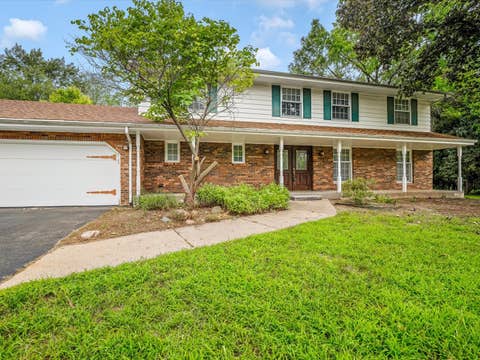 Tiny photo for 1718 Jacoby Place, Rockford, IL 61107 (MLS # 12732669)