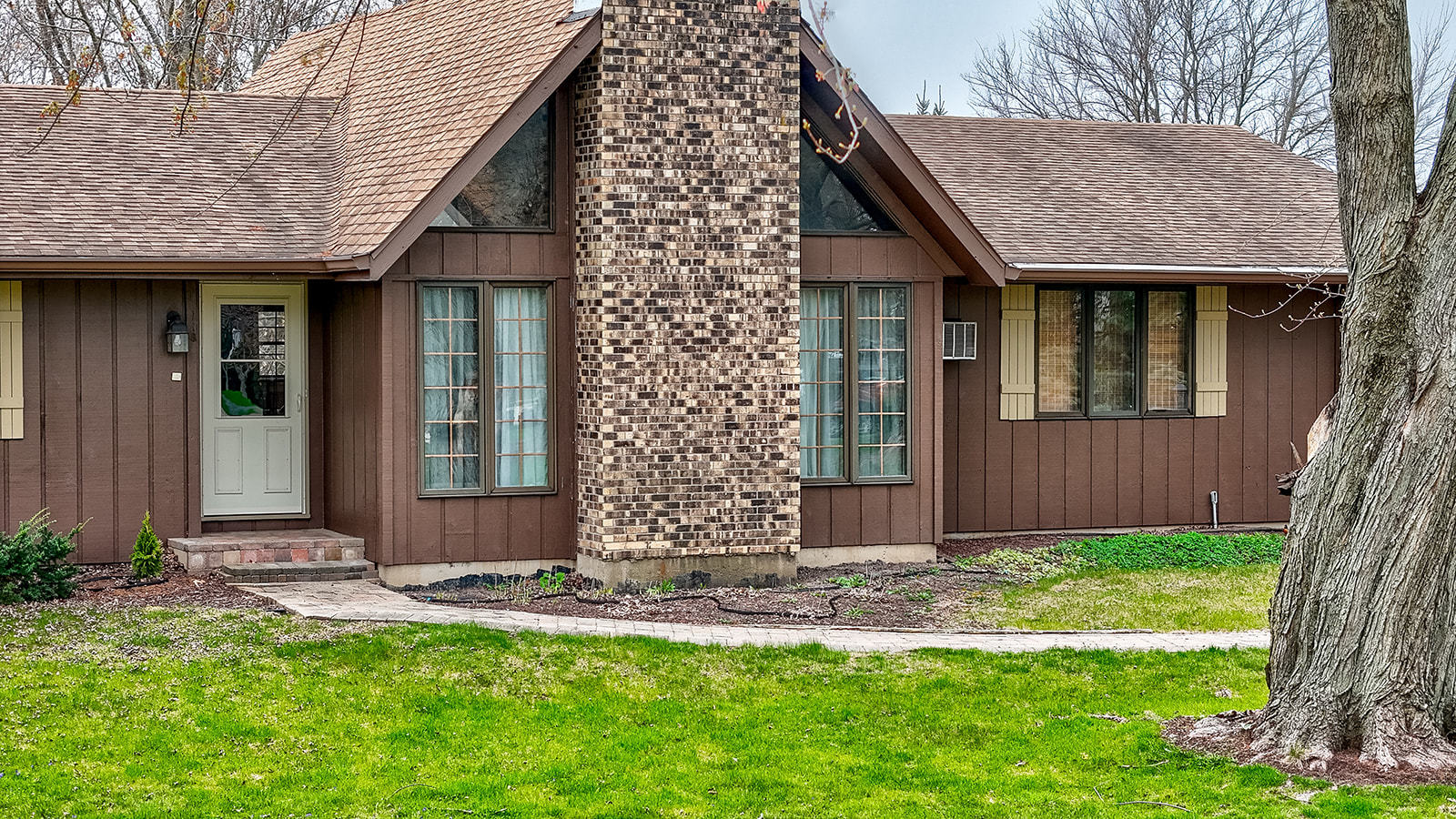 118 Leisure Lane