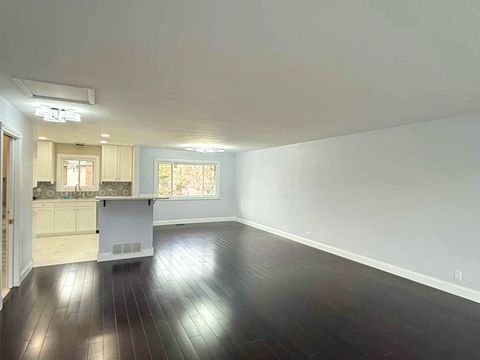 Tiny photo for 1166 Saylesville Lane, Schaumburg, IL 60193 (MLS # 12591372)