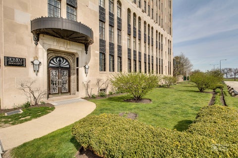Tiny photo for 4950 S Chicago Beach Drive #4A, Chicago, IL 60615 (MLS # 12749408)
