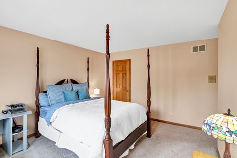 Tiny photo for 560 Valleyview Drive, Bartlett, IL 60103 (MLS # 12496233)