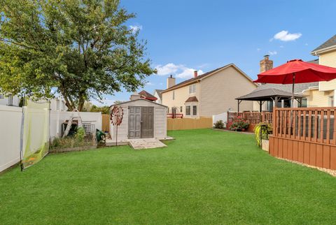 Tiny photo for 560 Valleyview Drive, Bartlett, IL 60103 (MLS # 12496233)